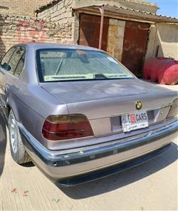 بي ام دبليو الفئة 7